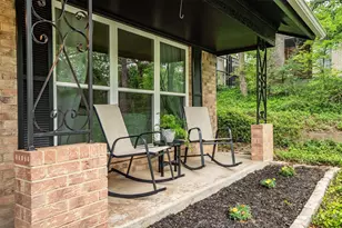 2610 Oak Cliff Ln, Arlington, TX 76012 - Photo 4