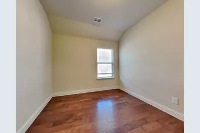 504 Fossil Creek Drive, Little Elm, TX 75068 - Photo 16