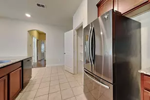 504 Fossil Creek Dr, Little Elm, TX 75068 - Photo 6