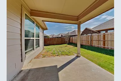 504 Fossil Creek Drive, Little Elm, TX 75068 - Photo 22