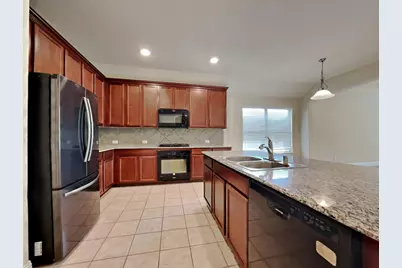 504 Fossil Creek Drive, Little Elm, TX 75068 - Photo 4