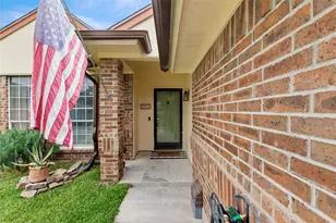 204 N Flaxseed Ln, Fort Worth, TX 76108 - Photo 4