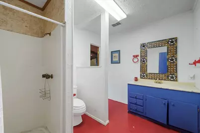 599 S Oak Street, Van, TX 75790 - Photo 34