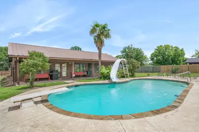 599 S Oak Street, Van, TX 75790 - Photo 1