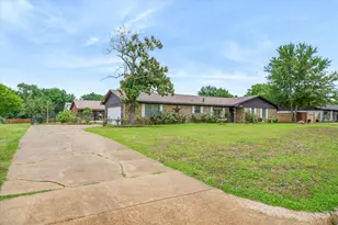 599 S Oak St, Van, TX 75790 - Photo 4