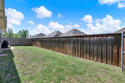 512 Turnstone Drive, Little Elm, TX 75068 - Photo 4