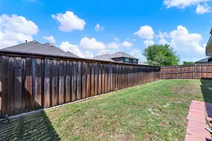 512 Turnstone Dr, Little Elm, TX 75068 - Photo 2