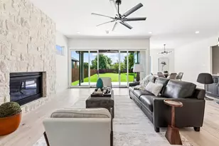 204 Pecan St, Roanoke, TX 76262 - Photo 10