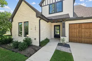 204 Pecan St, Roanoke, TX 76262 - Photo 2