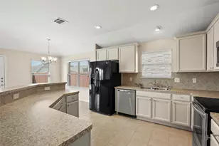 1703 Twin Hills Way, Princeton, TX 75407 - Photo 8