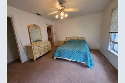 215 Woodard Avenue, Cleburne, TX 76033 - Photo 14