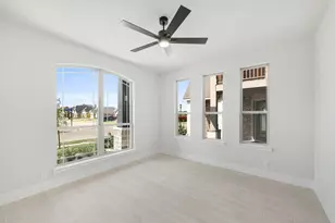 812 Condor St, Joshua, TX 76058 - Photo 6