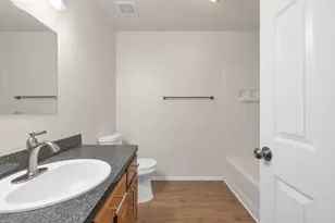 1205 E Powell Ave, Fort Worth, TX 76104 - Photo 32