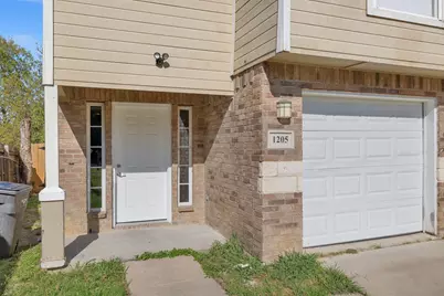 1205 E Powell Avenue, Fort Worth, TX 76104 - Photo 20