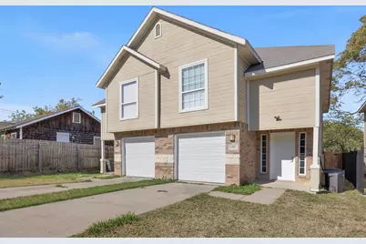 1205 E Powell Avenue, Fort Worth, TX 76104 - Photo 2