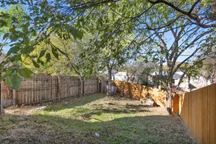 1205 E Powell Ave, Fort Worth, TX 76104 - Photo 36