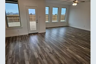 425 Daybreak Drive, Waxahachie, TX 75167 - Photo 2
