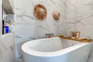 2328 Throckmorton St, Dallas, TX 75219 - Photo 8