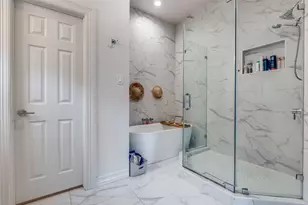 2328 Throckmorton St, Dallas, TX 75219 - Photo 8
