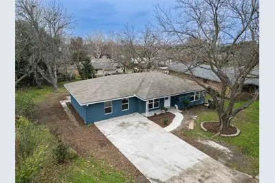 745 Holiday Drive, Sherman, TX 75090 - Photo 2