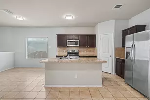 2728 Gains Mill Dr, Fort Worth, TX 76123 - Photo 6