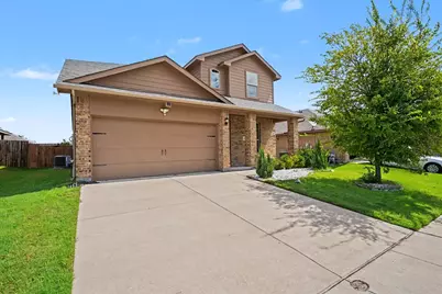2728 Gains Mill Drive, Fort Worth, TX 76123 - Photo 2