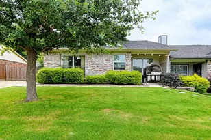2926 Kathleen Ln, Euless, TX 76039 - Photo 1