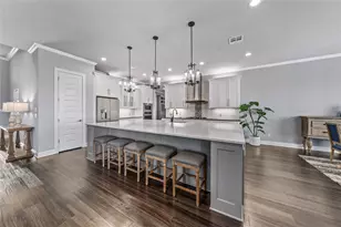 104 Chalet Ln, Waco, TX 76712 - Photo 6