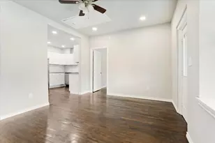 715 W Sam Rayburn Dr, Bonham, TX 75418 - Photo 8