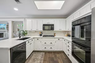 6031 Willow Wood Ln, Dallas, TX 75252 - Photo 10
