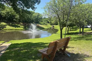 1004 Bridges Dr, Arlington, TX 76012 - Photo 28