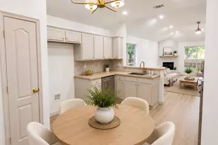706 Crenshaw Dr, Cedar Hill, TX 75104 - Photo 8