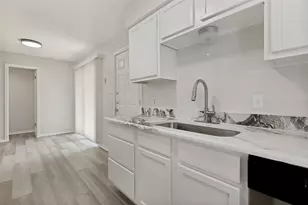 709 N Madison Ave, Dallas, TX 75208 - Photo 12