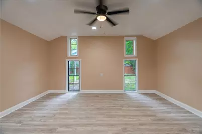 1022 Shenandoah Drive, Arlington, TX 76014 - Photo 4