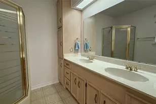 402 Sequoia Dr, Garland, TX 75041 - Photo 14