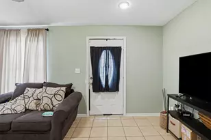 3104 Avenue L, Fort Worth, TX 76105 - Photo 2