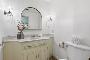 823 Ridgecrest Cir, Denton, TX 76205 - Photo 16