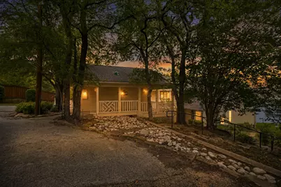 8960 Dickson Road, Fort Worth, TX 76179 - Photo 2