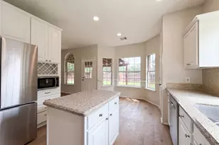 2404 Katina Dr, Flower Mound, TX 75028 - Photo 12