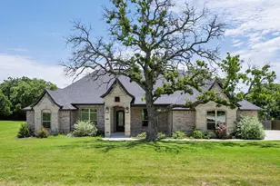 180 Hassler Dr, Stephenville, TX 76401 - Photo 1