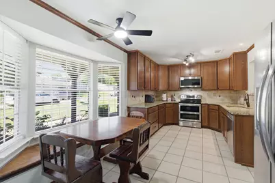 8516 Crestview Drive, North Richland Hills, TX 76182 - Photo 6