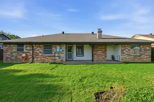 8516 Crestview Dr, North Richland Hills, TX 76182 - Photo 20