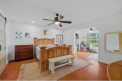 905 Crawford Road, Sadler, TX 76264 - Photo 16