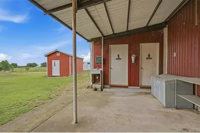 905 Crawford Road, Sadler, TX 76264 - Photo 32