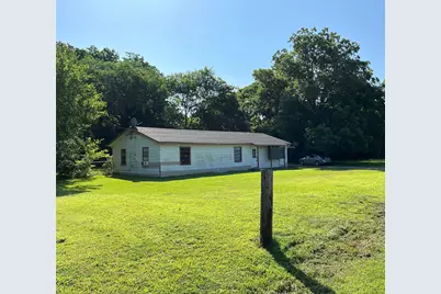 566 4777, Sulphur Springs, TX 75482 - Photo 2