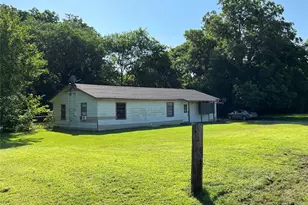 566 4777, Sulphur Springs, TX 75482 - Photo 2