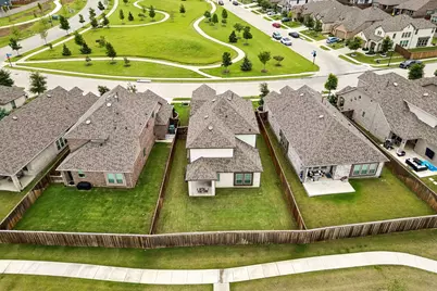 3609 Palmetto, Aubrey, TX 76227 - Photo 2