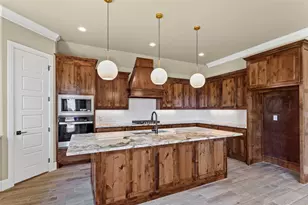 1041 Mickelson Dr, Granbury, TX 76048 - Photo 14