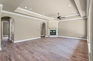 1041 Mickelson Dr, Granbury, TX 76048 - Photo 10
