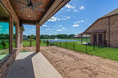 1041 Mickelson Drive, Granbury, TX 76048 - Photo 38